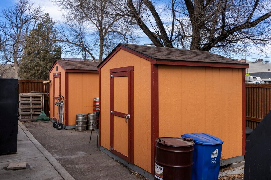 More Photos Of 2207 Bott Ave, Colorado Springs General Retail For Sale