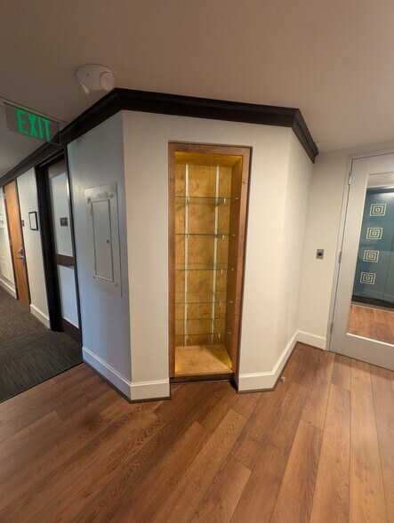 More Photos Of 219 N Main St, Bryan Office For Lease