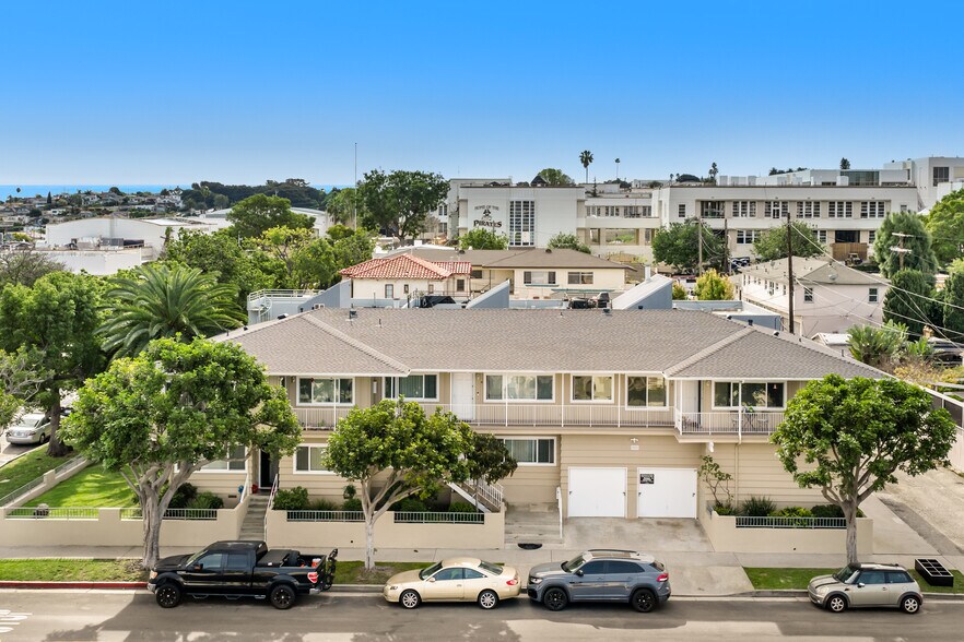 More Photos Of 1021 W 14th St, San Pedro Apartments For Sale