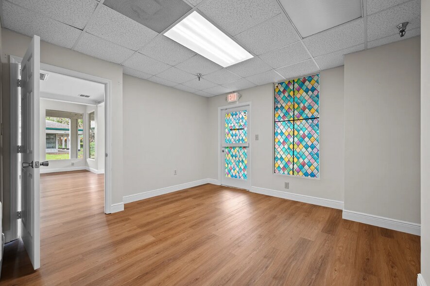 More Photos Of 2441 NW 43rd St, Gainesville General Retail For Lease