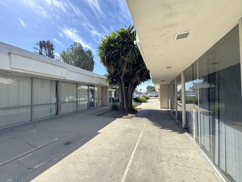 More Photos Of 3940 Marine Ave, Lawndale Storefront For Lease