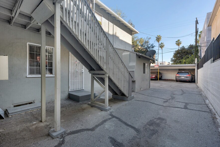 More Photos Of 14622 Sylvan St, Van Nuys Apartments For Sale