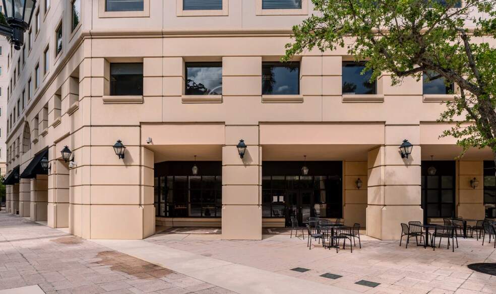 More Photos Of 800 S Douglas Rd, Coral Gables Unknown For Lease