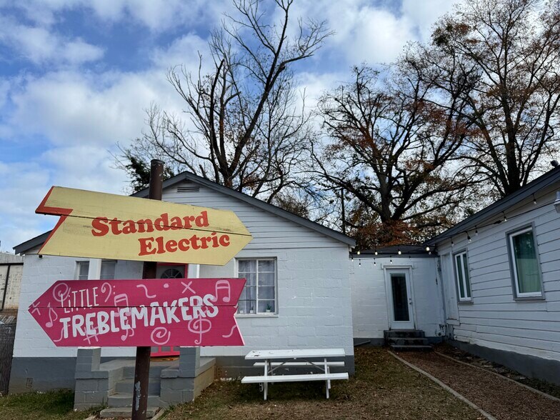 More Photos Of , Scottdale Specialty For Sale