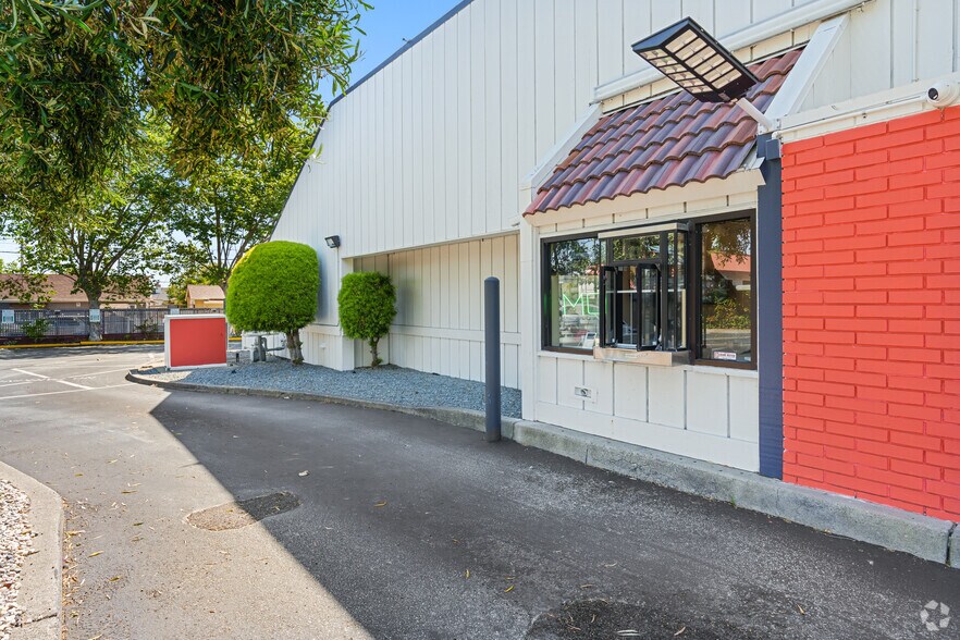 More Photos Of 420 El Camino Real, Millbrae Freestanding For Lease