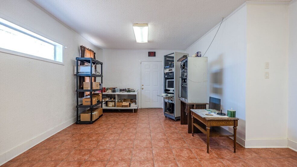 More Photos Of 10399 Chemstrand Rd, Pensacola Storefront Retail Office For Sale