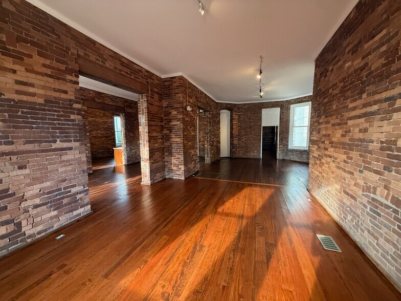 More Photos Of 509 3rd Ave S, Nashville Loft Creative Space For Lease