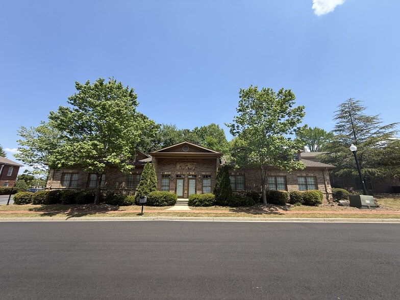 Primary Photo Of 251 Heritage Walk, Woodstock Medical For Lease