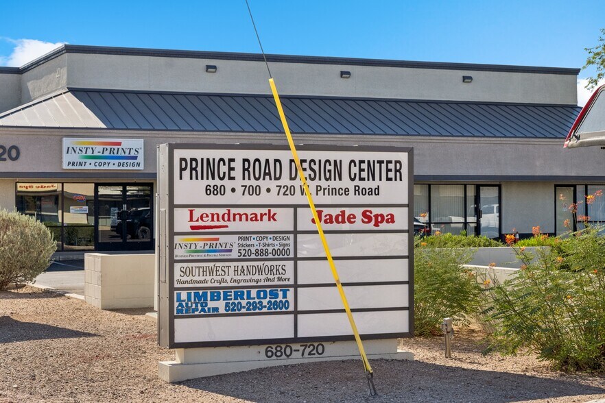 More Photos Of 700 W Prince Rd, Tucson General Retail For Sale