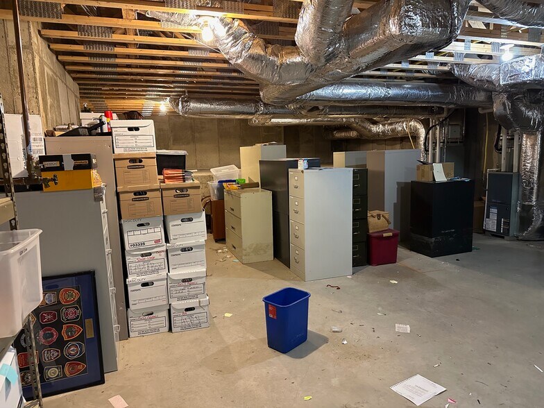 More Photos Of 8-10 Byington Pl, Norwalk Medical For Lease