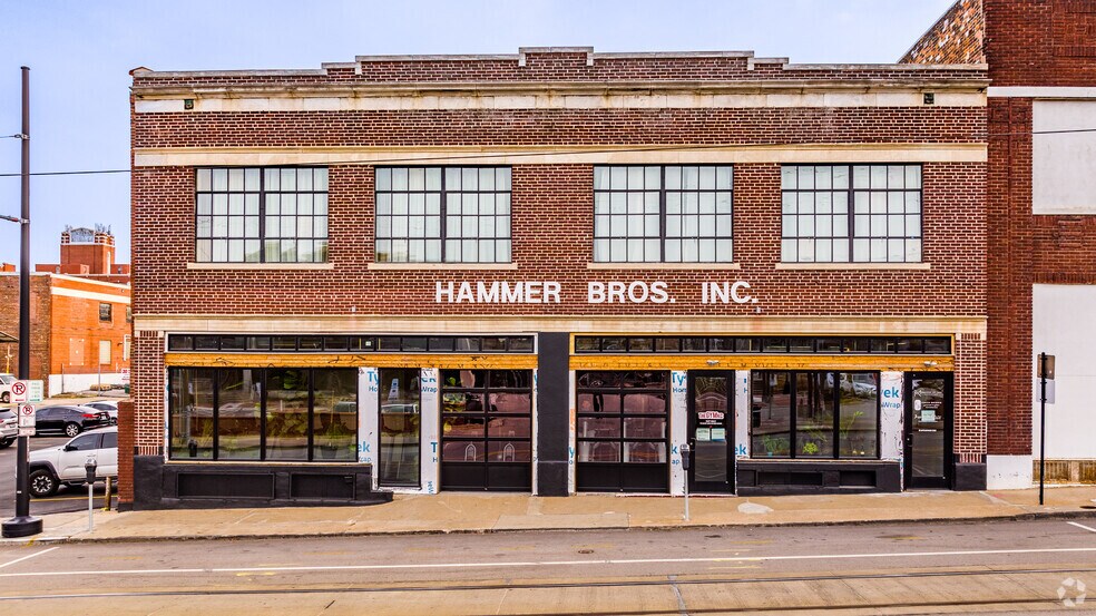 More Photos Of 407 Grand Blvd, Kansas City Office For Lease