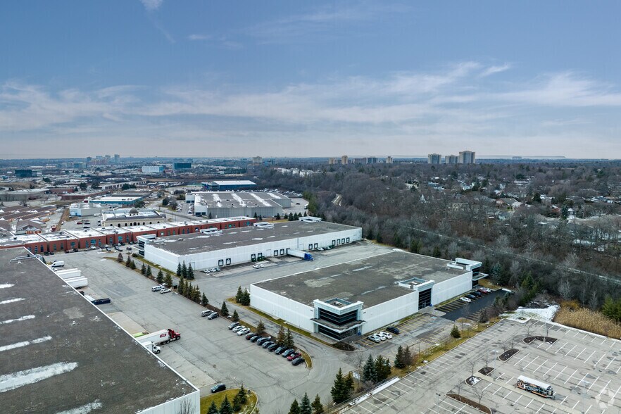 More Photos Of 1293 N Service Rd E, Oakville Warehouse For Lease