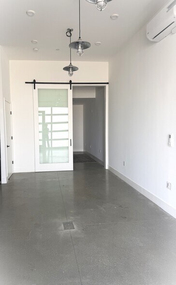 More Photos Of 202 Panetta Ave, Santa Cruz Flex For Sale