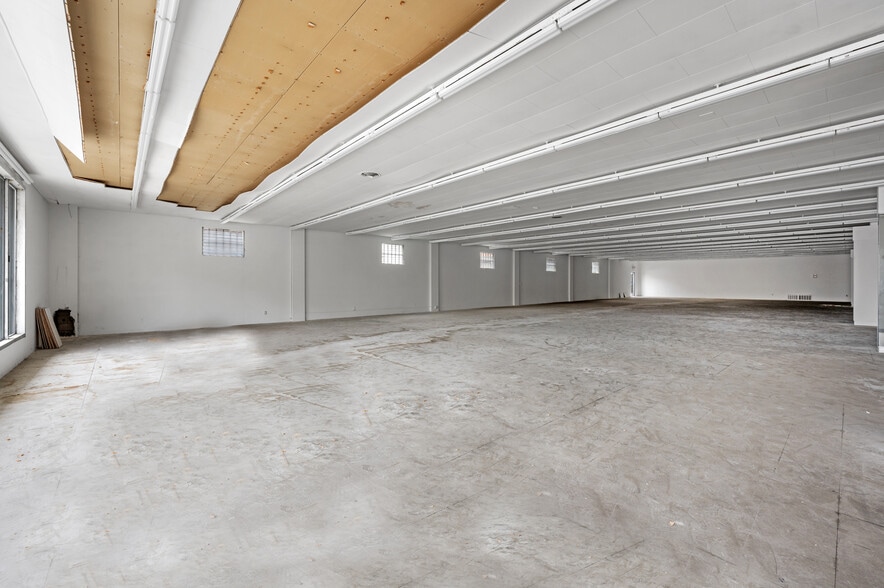 More Photos Of 733 Broadway, Chula Vista Storefront For Sale