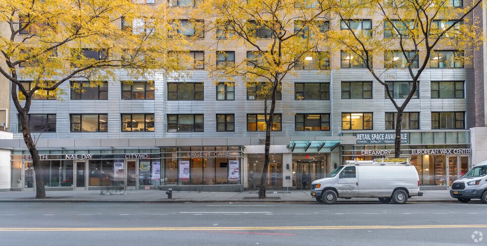 More Photos Of 330 W 58th St, New York Apartments For Lease