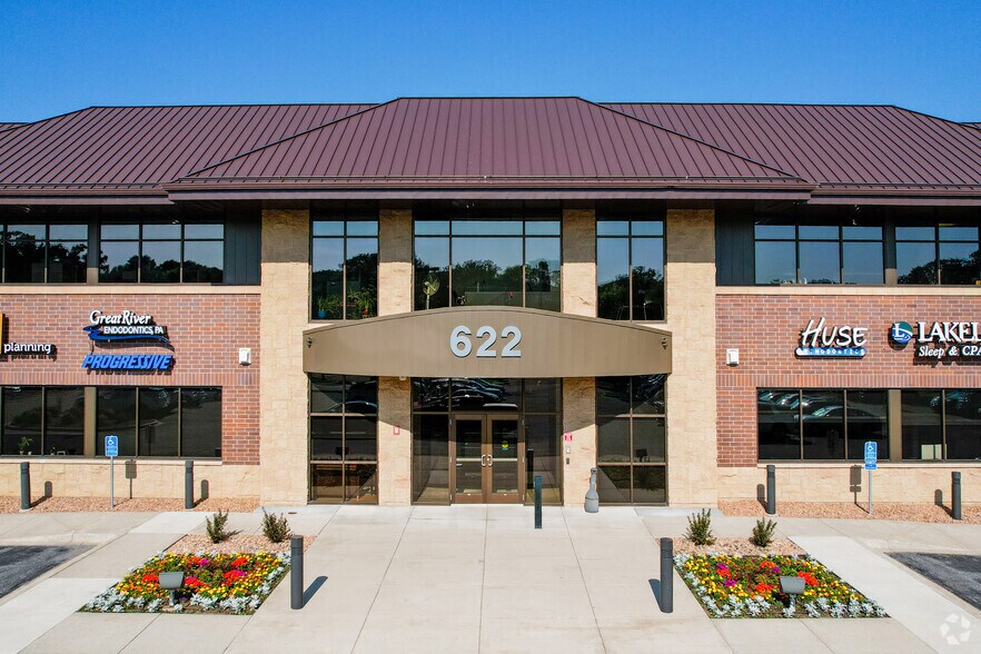 More Photos Of 622 Roosevelt Rd, Saint Cloud Office For Lease