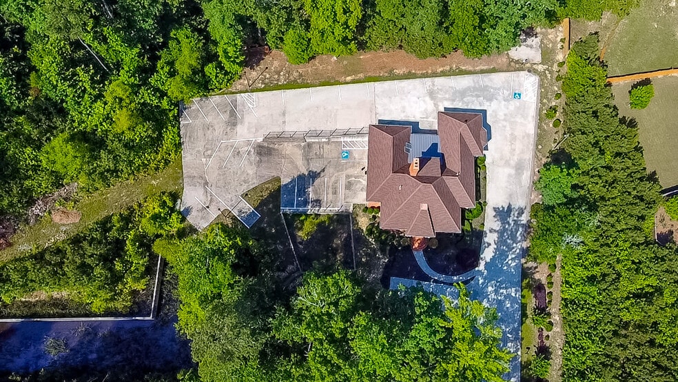 More Photos Of 2100 Gravel Springs Rd, Buford Medical For Sale