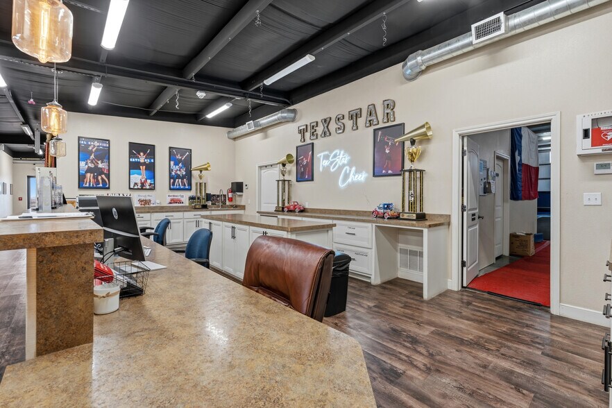 More Photos Of 5505 132nd st, Lubbock Industrial For Sale