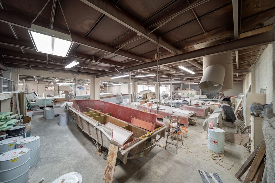 More Photos Of 1040 E 26th St, Hialeah Warehouse For Sale