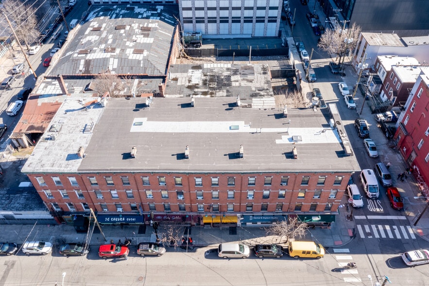 More Photos Of 358 Grove St, Jersey City Storefront Retail Residential For Lease