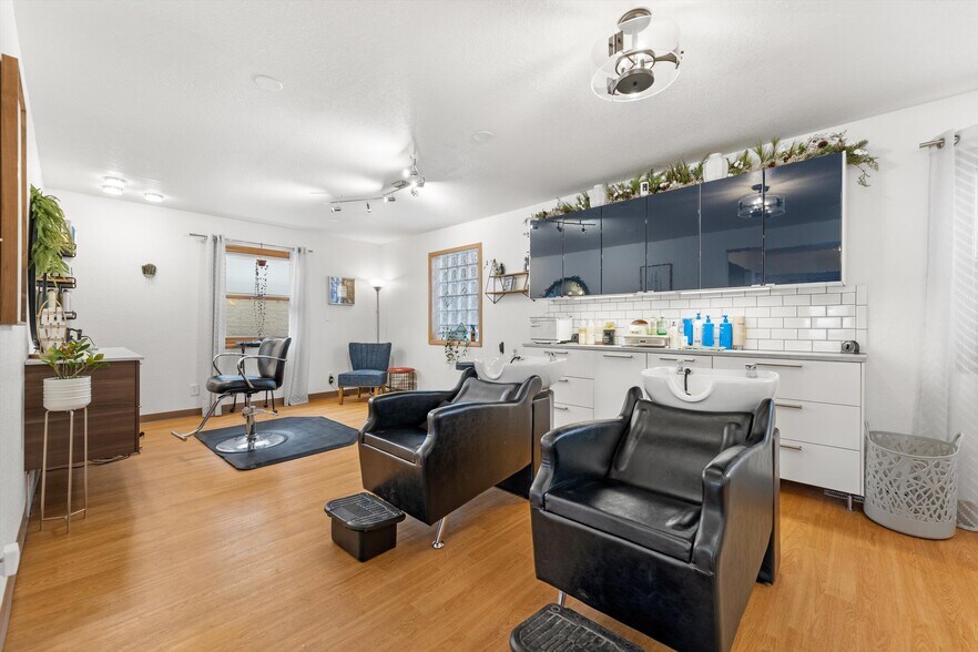 More Photos Of 11801 W Janesville Rd, Hales Corners Office For Sale