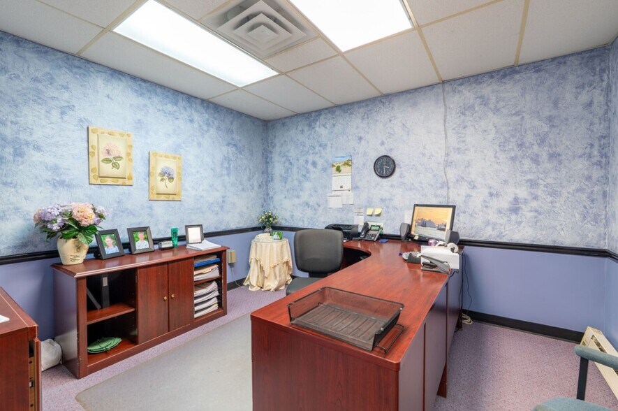 More Photos Of 5539 Gundy Dr, Midvale Industrial For Sale