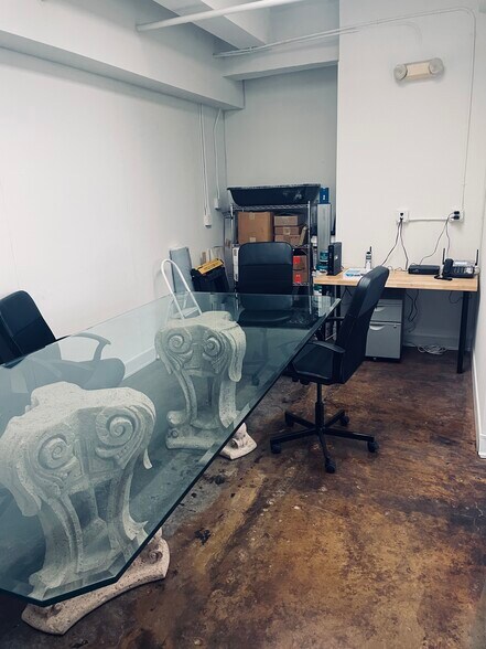 More Photos Of 168 SE 1st St, Miami Loft Creative Space For Lease