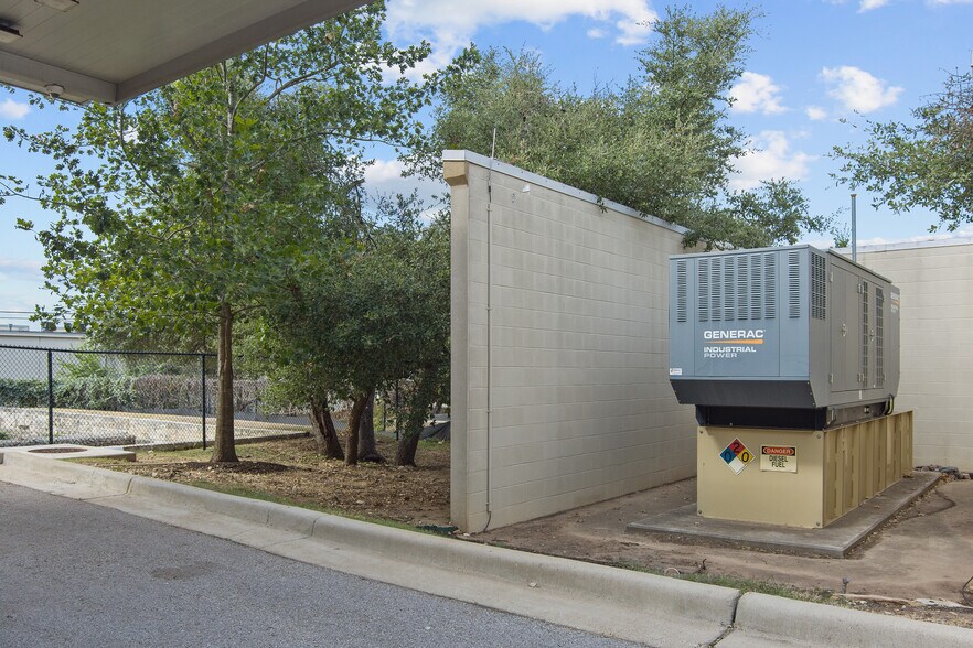 More Photos Of 14016 N Highway 183, Austin Medical For Lease