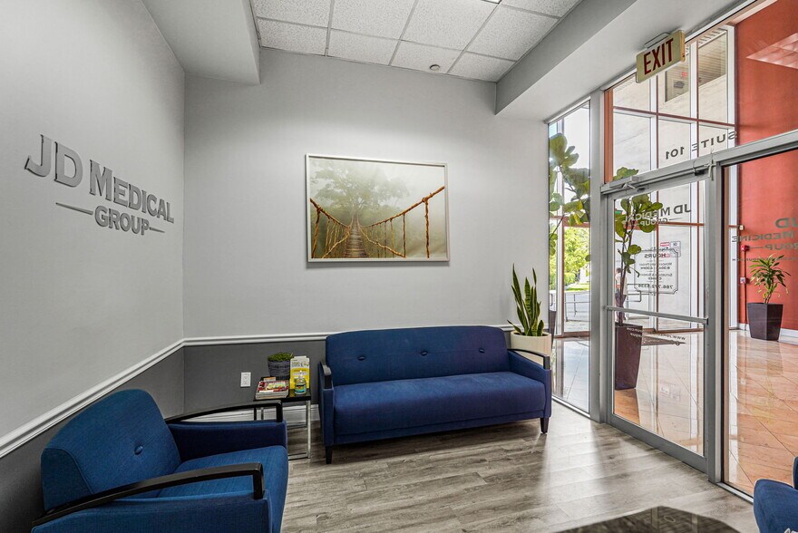 More Photos Of 2645 SW 37th Ave, Miami Medical For Sale