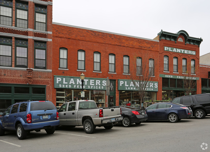 Primary Photo Of 509 Walnut St, Kansas City Storefront Retail Office For Lease