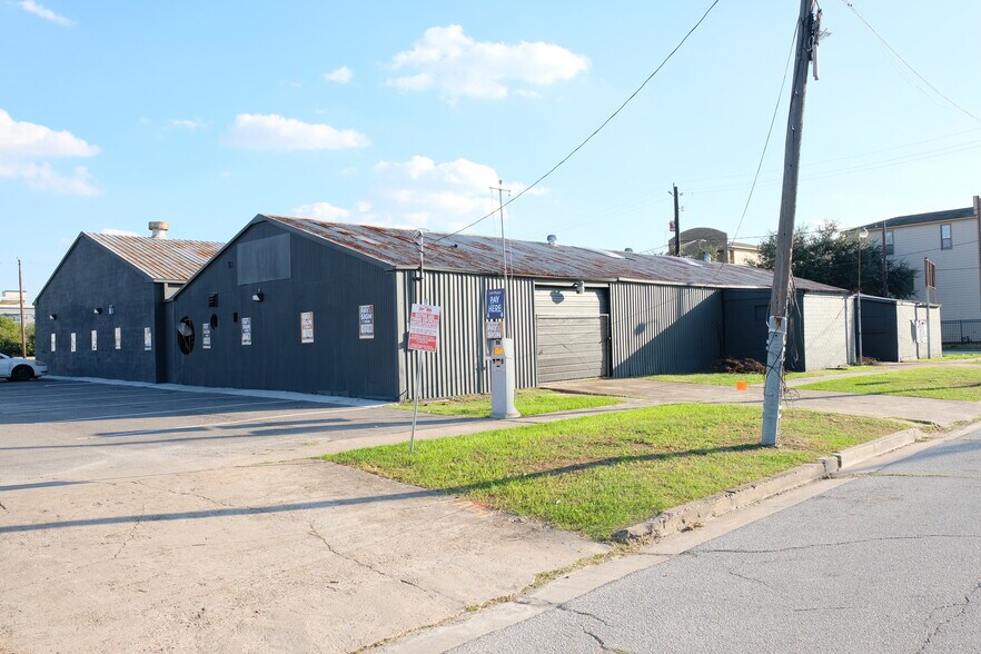 More Photos Of 1315 St Emanuel St, Houston General Retail For Lease