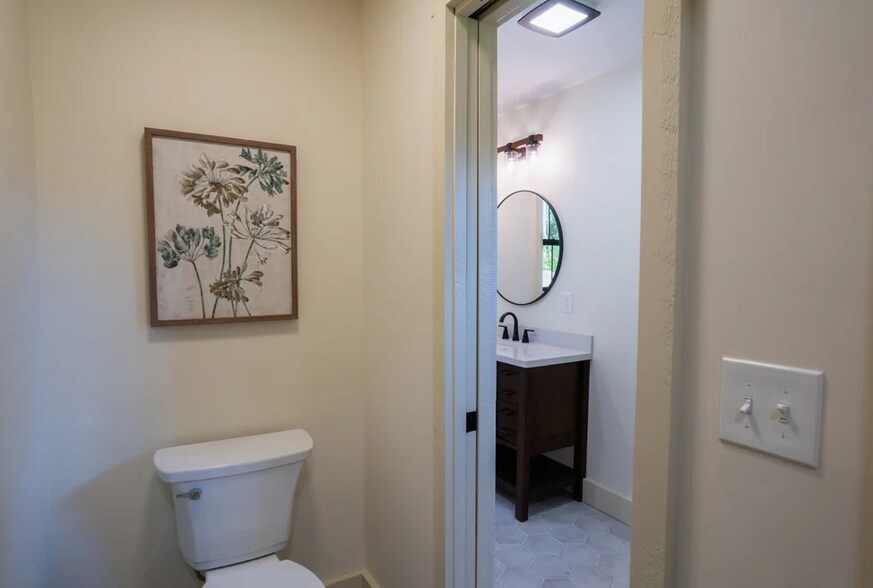 More Photos Of 13496 Shands Rd, Stony Creek Lodge Meeting Hall For Sale