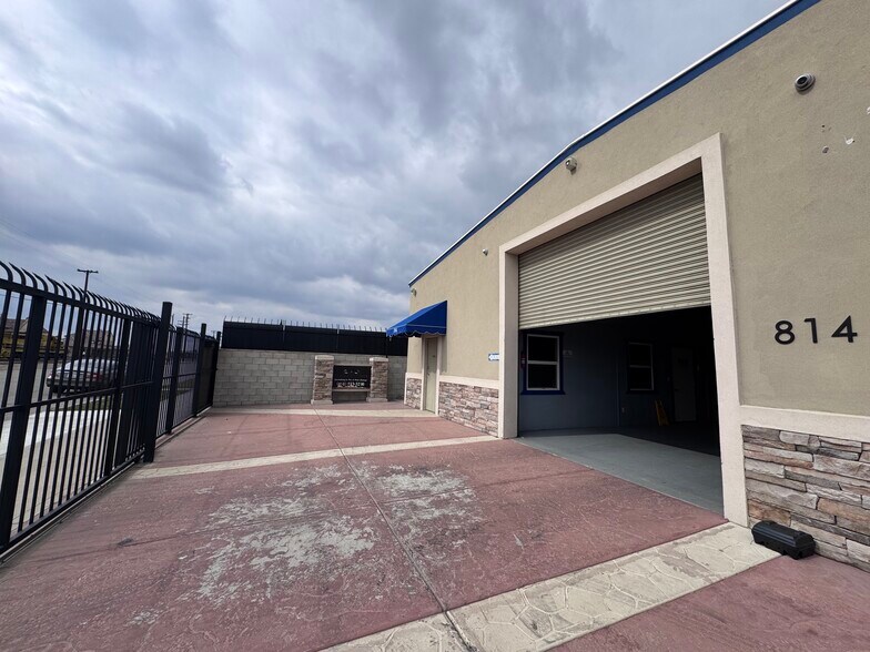 More Photos Of 814 Jackson St, Bakersfield Warehouse For Lease