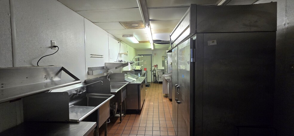 More Photos Of 6228 Yadkin Rd, Fayetteville Restaurant For Sale