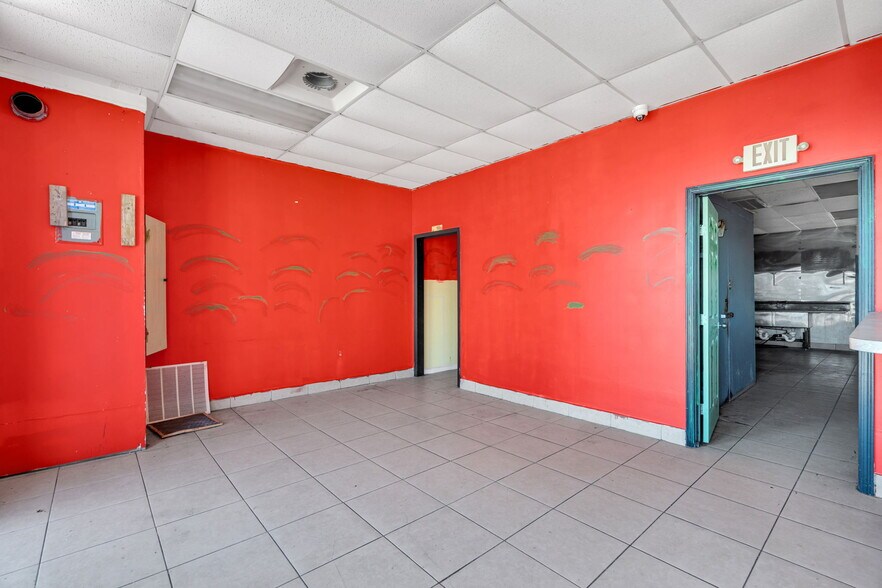 More Photos Of 7118-7140 Downman Rd, New Orleans Storefront Retail Residential For Sale