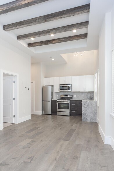 More Photos Of 41-45 Broad St, Boston Apartments For Sale
