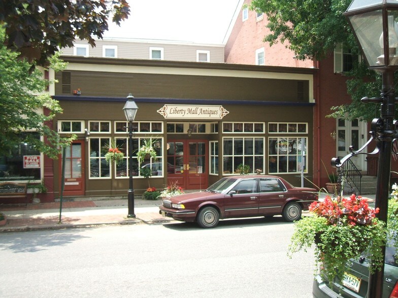More Photos Of 102 Farnsworth Ave, Bordentown Storefront Retail Office For Sale