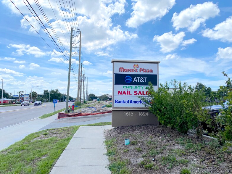 More Photos Of 1620 Rock Springs Rd, Apopka Storefront For Sale