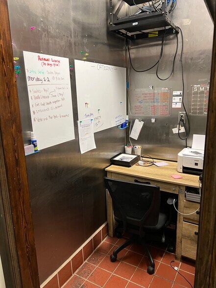 More Photos Of 13423 Beach Blvd, Jacksonville Unknown For Lease