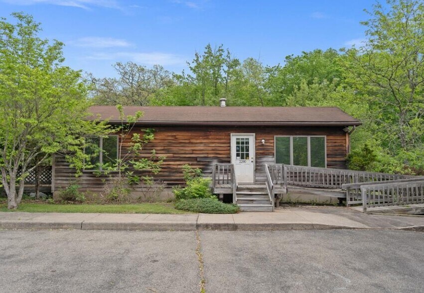 More Photos Of , Montgomery Office For Sale