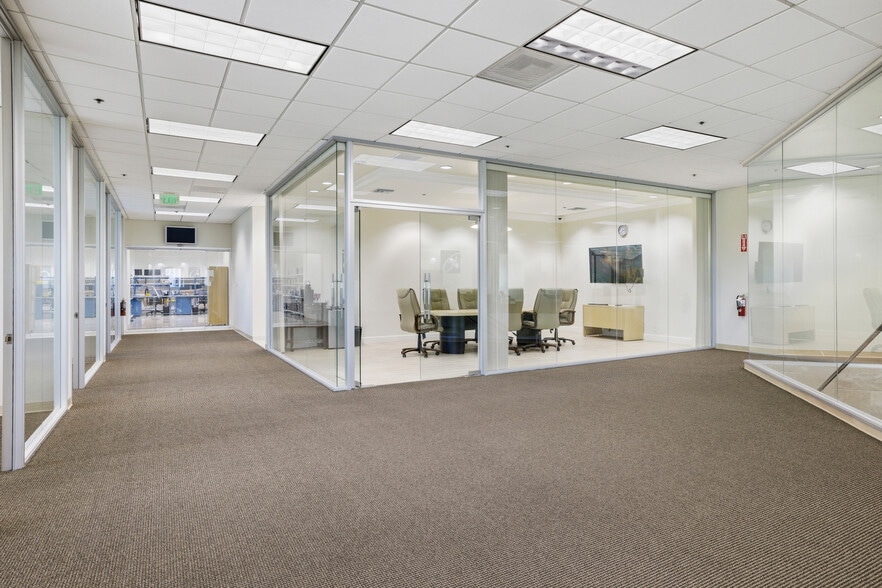More Photos Of 15 Whatney, Irvine Research And Development For Lease
