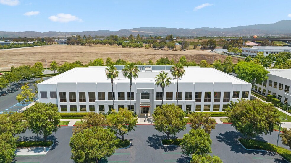 More Photos Of 46 Discovery, Irvine Unknown For Lease