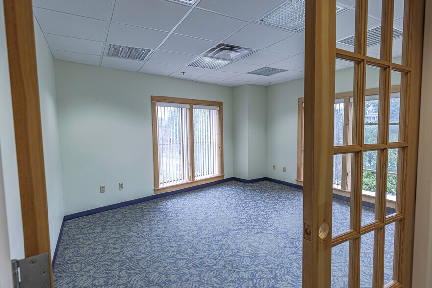 More Photos Of 9 May St, Bangor Medical For Sale