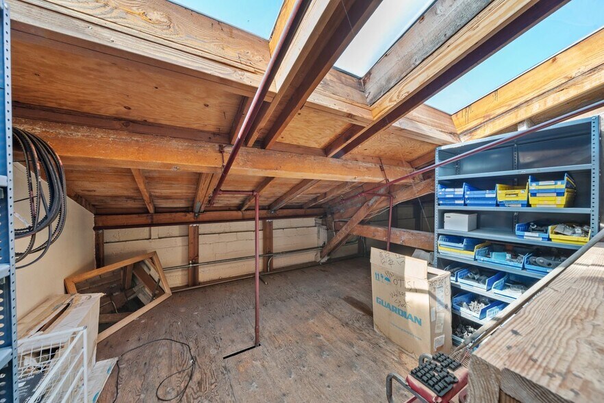 More Photos Of 2911 Shattuck Ave, Berkeley Storefront For Sale