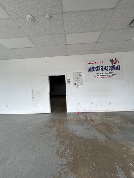 More Photos Of 296 E Route 46, Elmwood Park Auto Repair For Lease