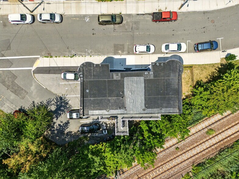 More Photos Of 6-8 Garfield Ave, Revere Apartments For Sale