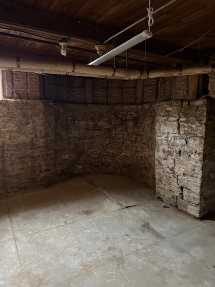 More Photos Of 226 7th Ave NW, Faribault Multifamily For Sale