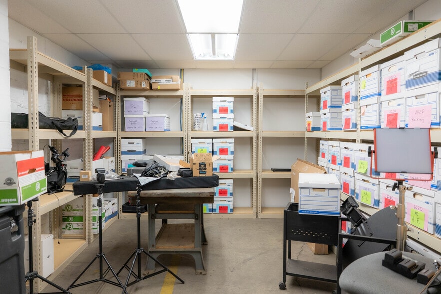 More Photos Of 2424 Columbus Rd, Springfield Warehouse For Sale