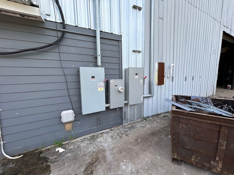 More Photos Of 5701 W Ponkan Rd, Zellwood Warehouse For Sale