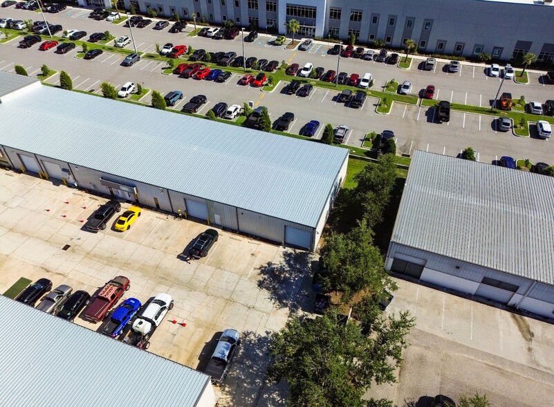 More Photos Of 855 Dunbar Ave, Oldsmar Warehouse For Lease